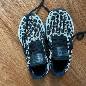 Adidas Cheetah Print Sneaker- women’s 6